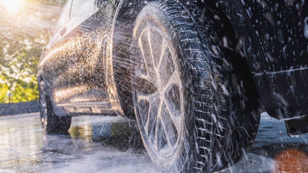 how do i deep clean my car exterior auto detailing service in milton, ny at fresh details (1)